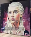 Porträt von Daenerys Targaryen im lila Spiel der Throne